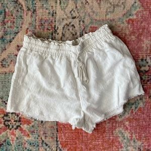☘️Small White impeccable pig lounge shorts